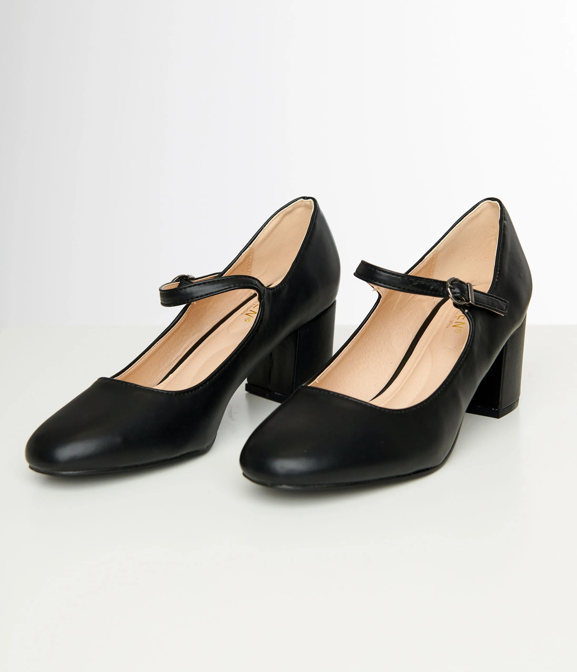 1950s Black Leatherette Mary Jane Heels