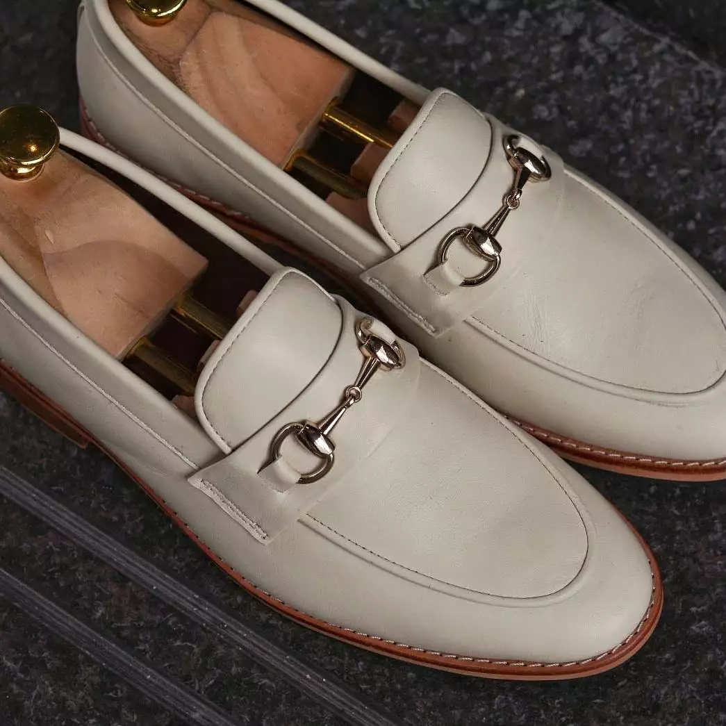 702 Horsebit Loafer MattCream - Wooden Soles