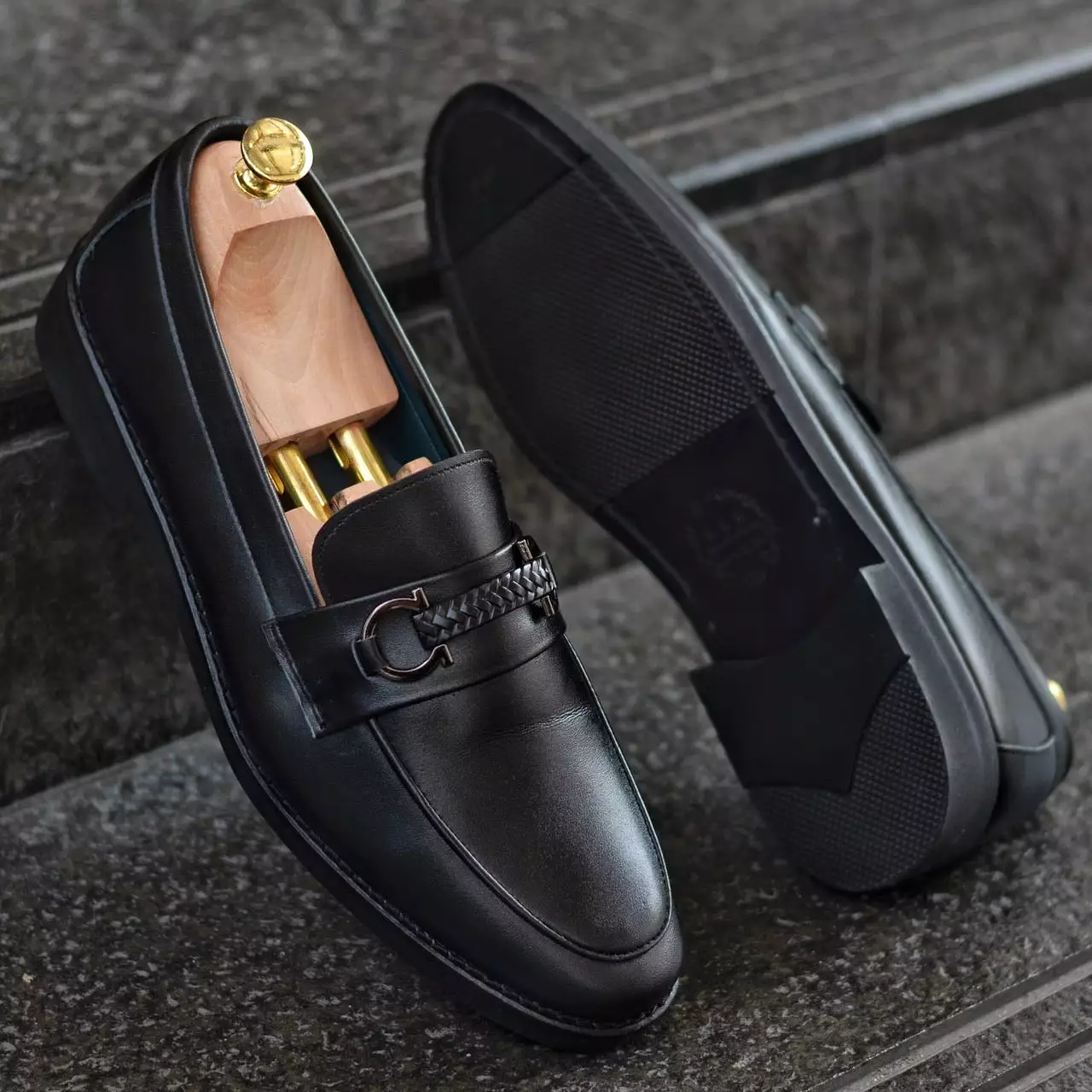 702 Horsebit Loafer VII Matt Black Black Soles