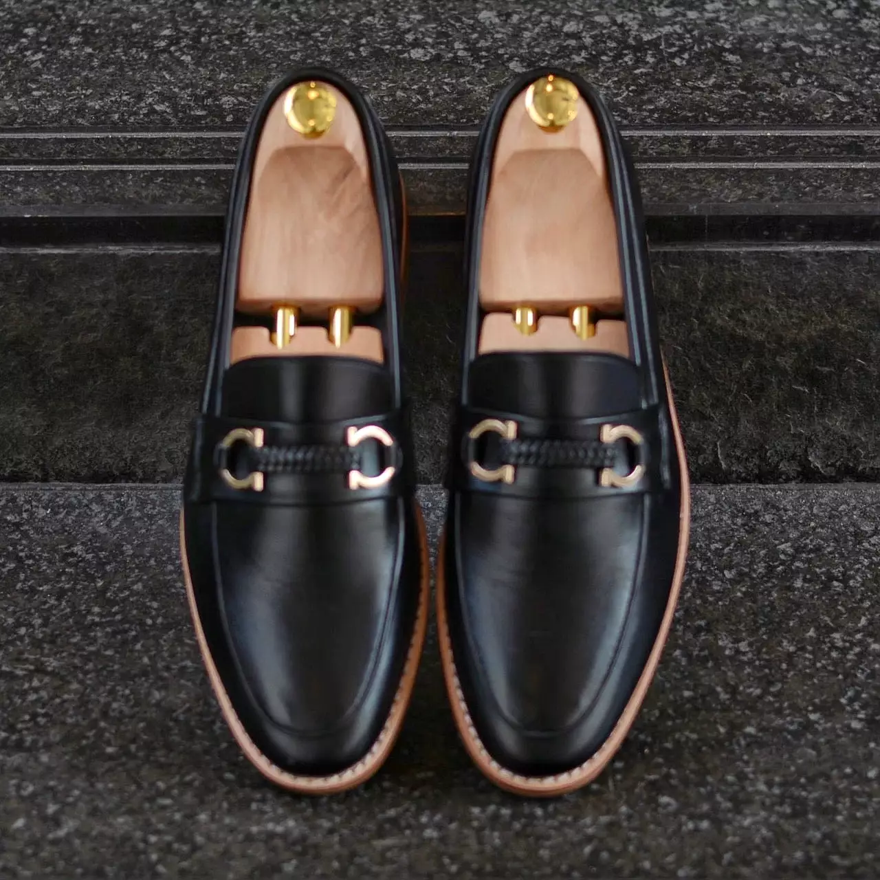 702 Horsebit Loafer VII Matt Black Wooden Soles