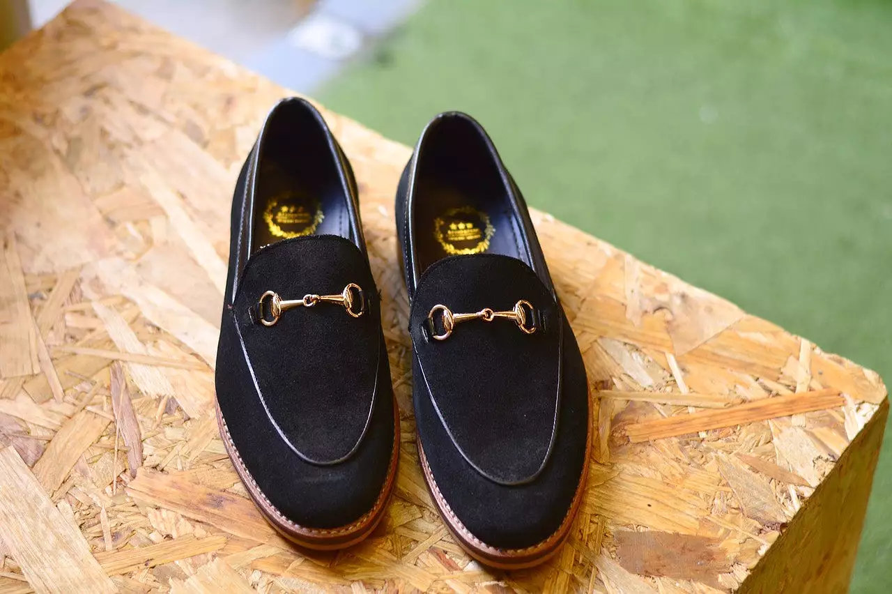 702 Horsebit Loafer X Suede Black