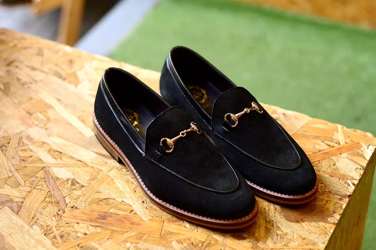 702 Horsebit Loafer X Suede Black