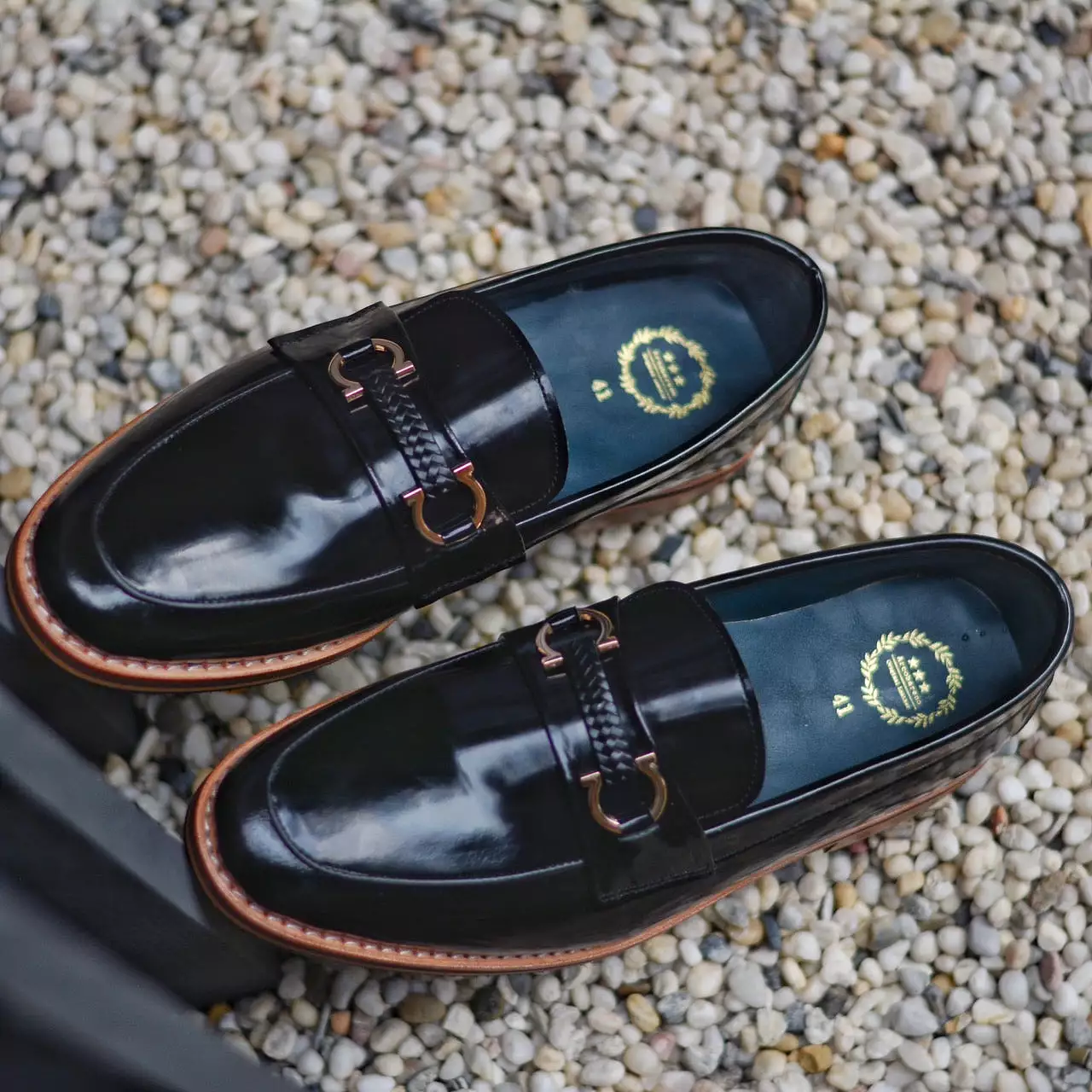 702 Horsebit Plait Loafer X Piano Black Wooden Soles