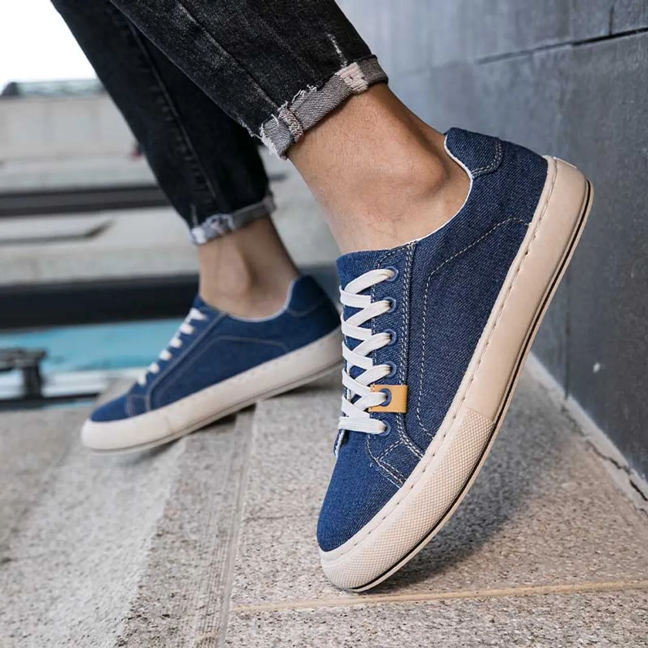 Blue denim canvas casual shoe sneaker