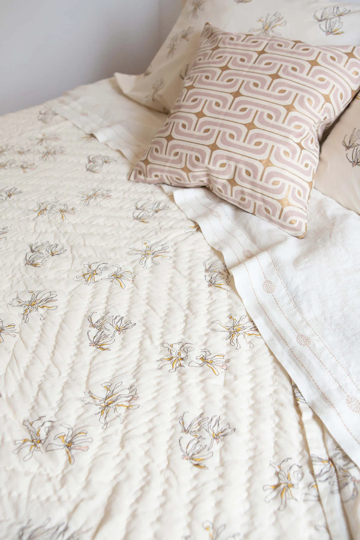 Cotton Hand-Stitched Quilt - Stellata