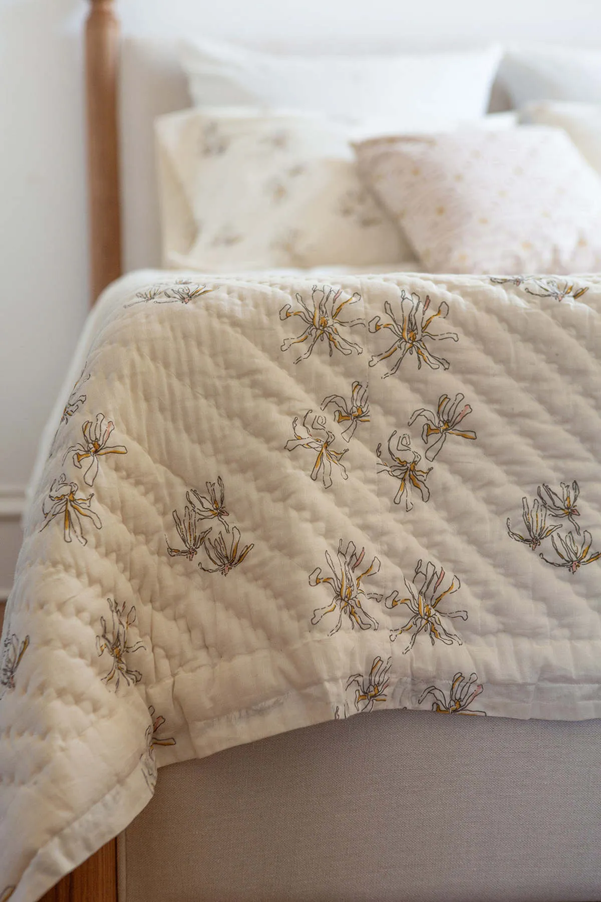 Cotton Hand-Stitched Quilt - Stellata