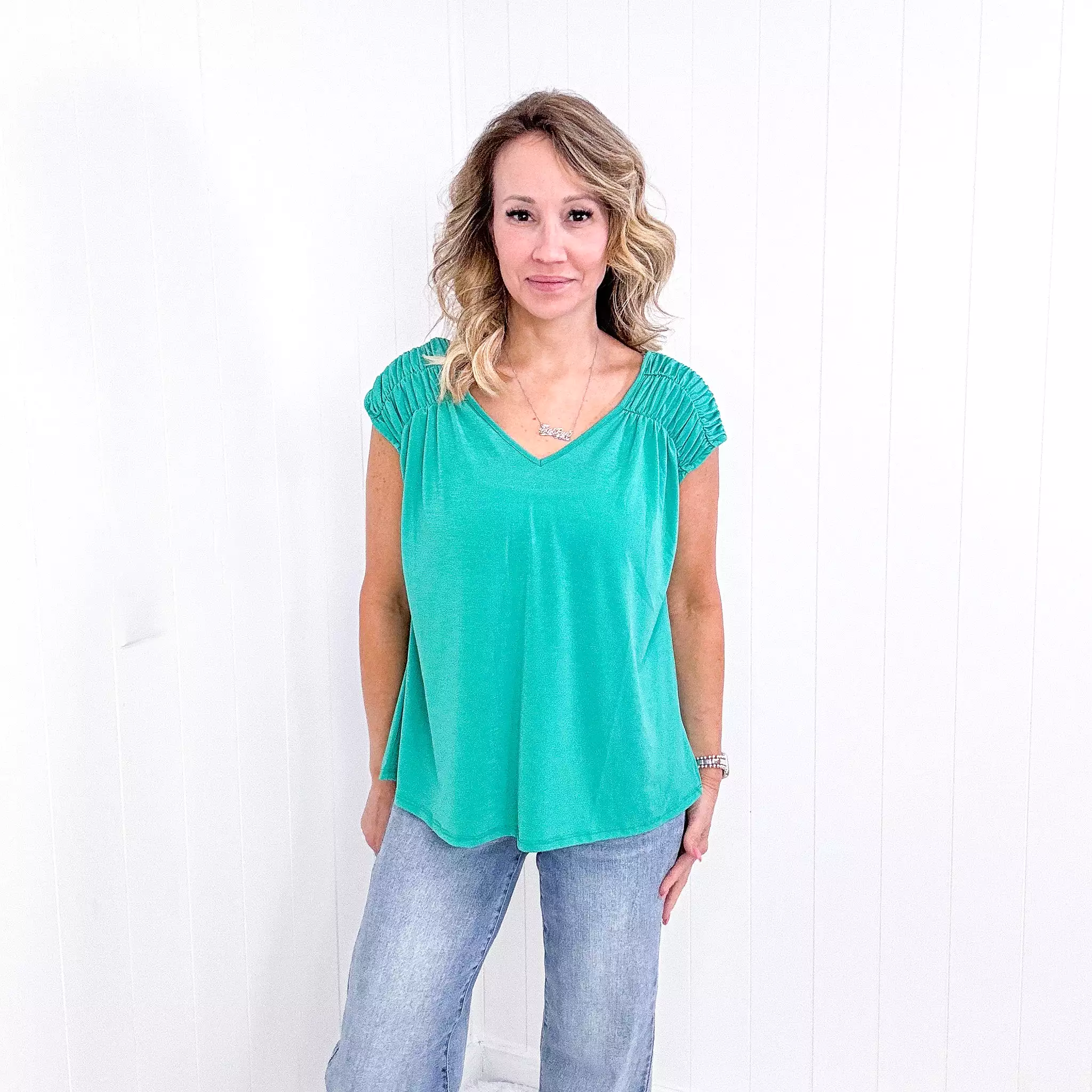 Dear Scarlett Ruched Cap Sleeve Top in Emerald