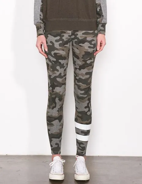 Sundry Stripes Camo Yoga Pant Desert