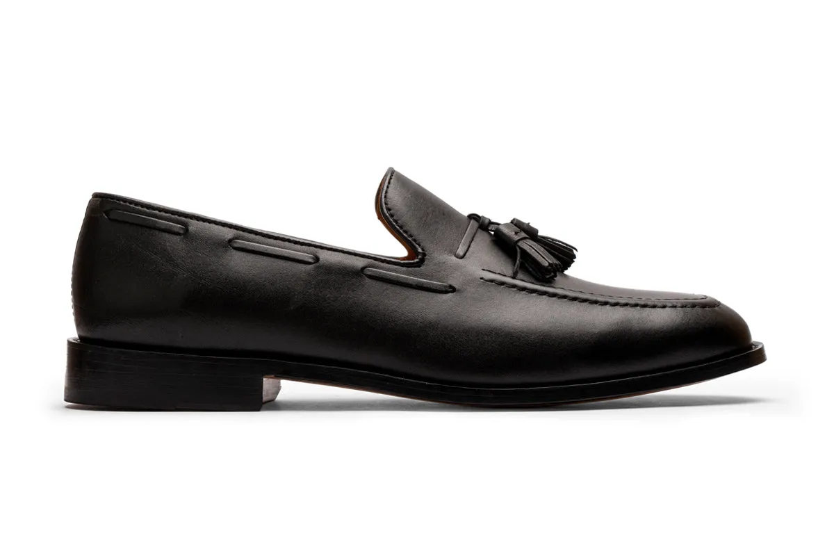 Tassel Loafer With Side Laces