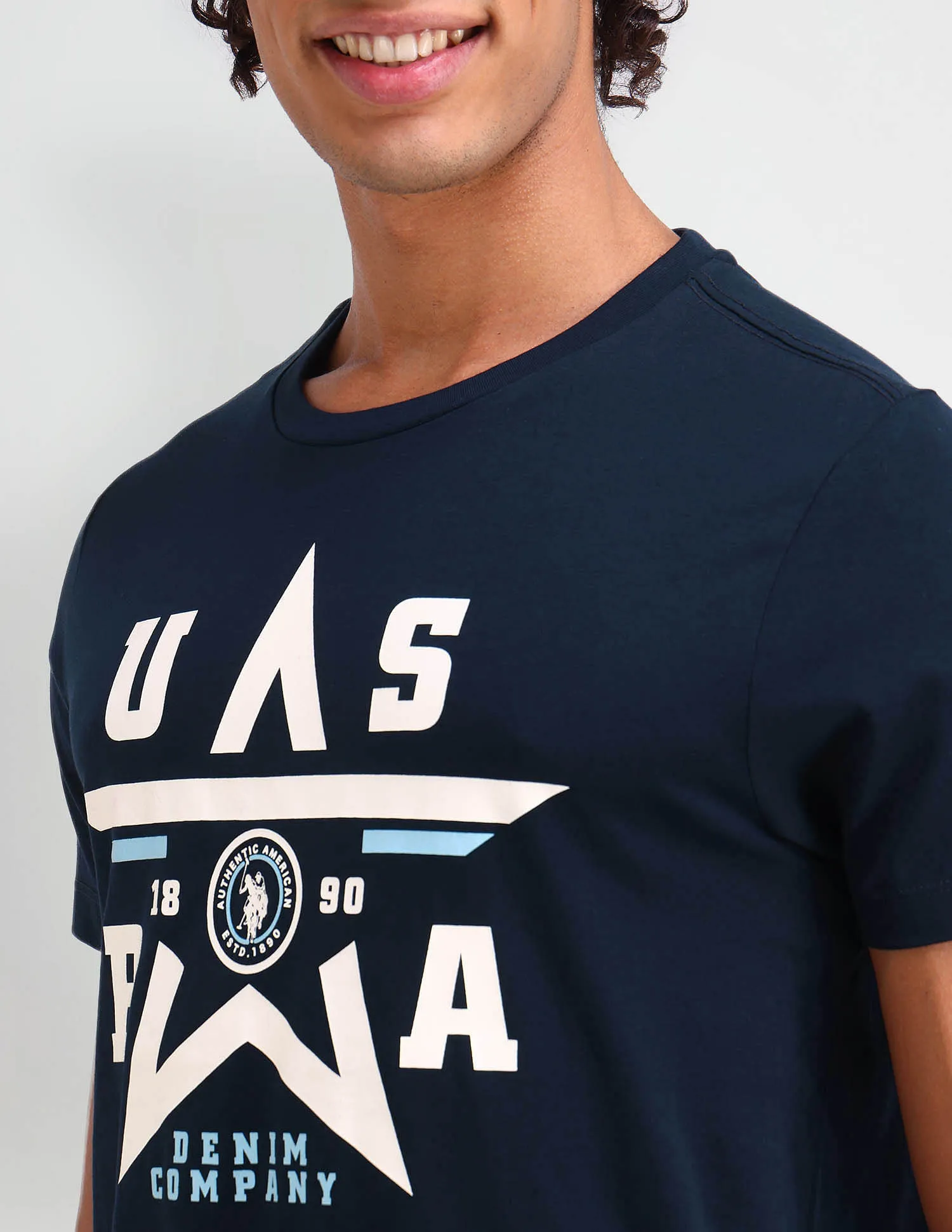 U.S. Polo Assn. Denim Co. Graphic Printed Muscle Fit T-Shirt