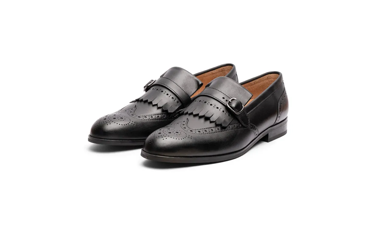 Wingcap Brogue Kiltie Loafer